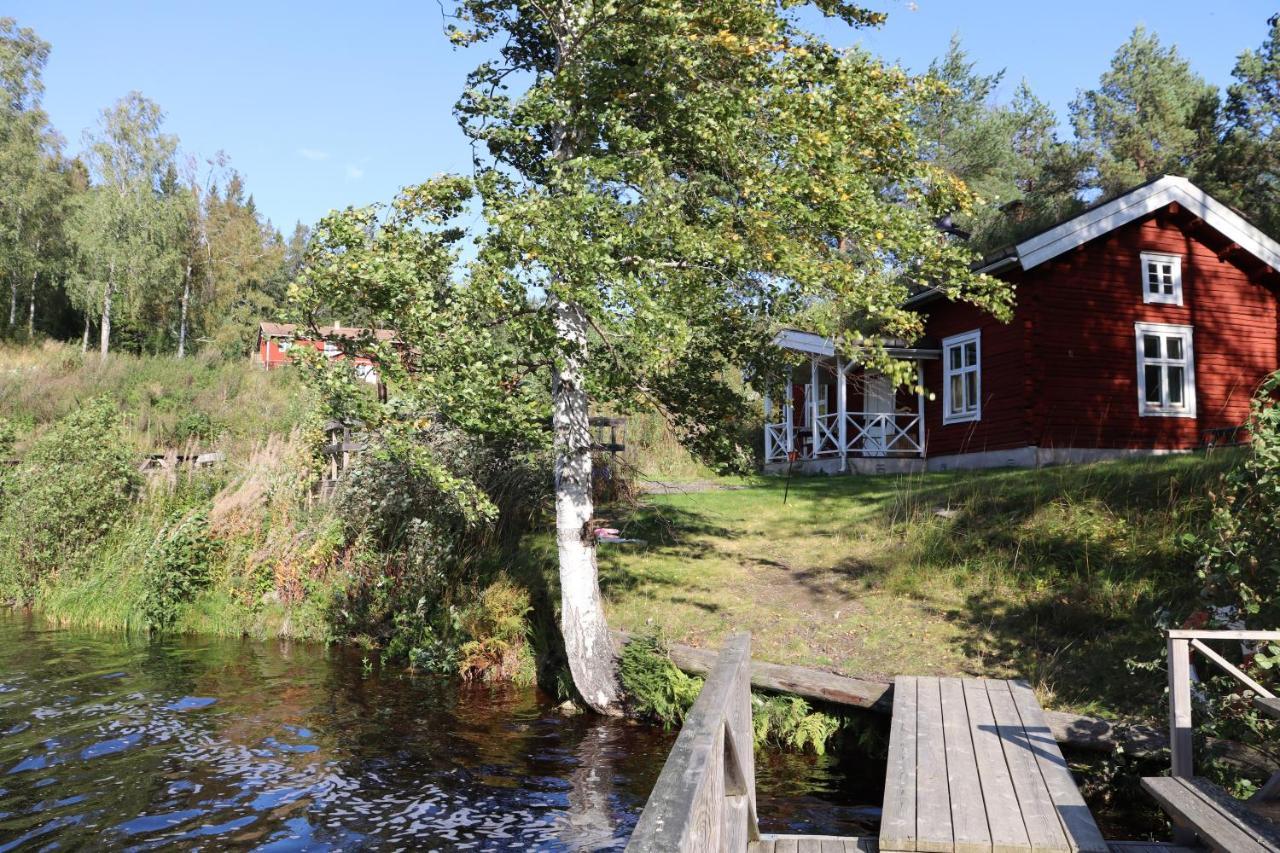 Skogsbrynet B&B, Bredsjoe Nya Herrgard Hällefors 外观 照片