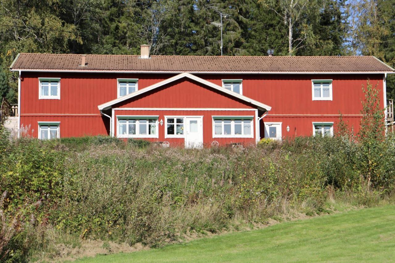 Skogsbrynet B&B, Bredsjoe Nya Herrgard Hällefors 外观 照片